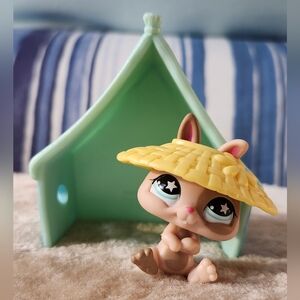 Littlest Pet Shop Bunny with Tent